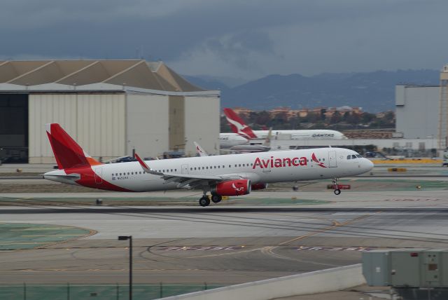 Airbus A321 (N692AV) - Avianca A321-231 cn5936