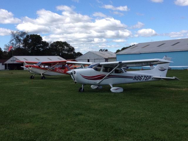 Cessna Skyhawk (N867SP)