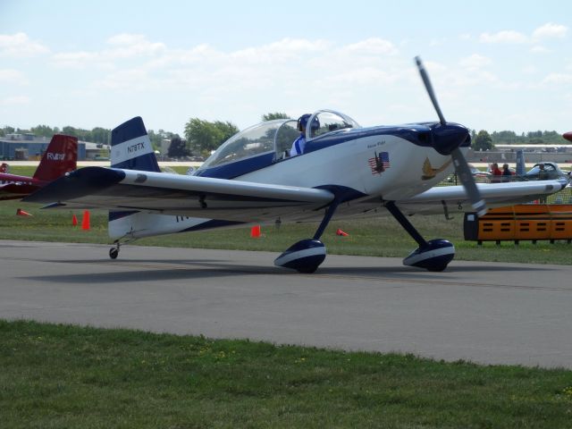 Vans RV-8 (N78TX)