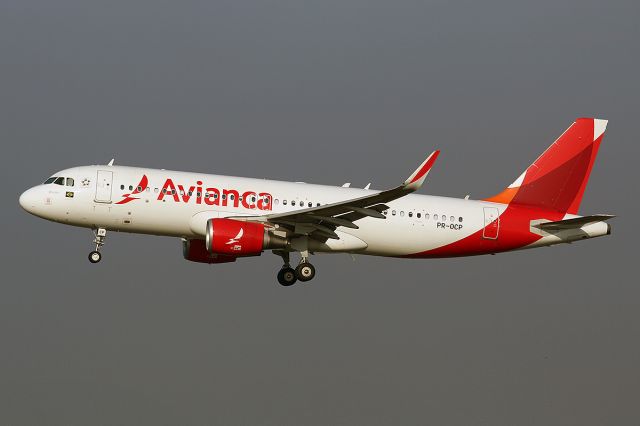 Airbus A320 (PR-OCP)