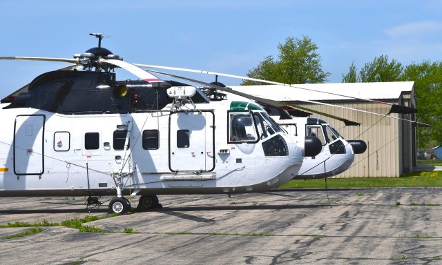 Sikorsky Sea King (N761HG) - CHI Aviation Sikorsky S-61N N761HG and N827HG in Howell, MI