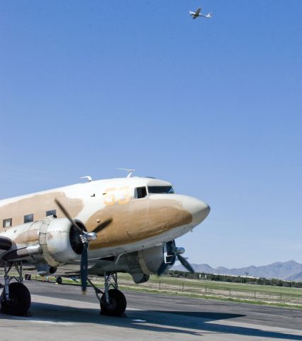 Douglas DC-3 (N53ST)