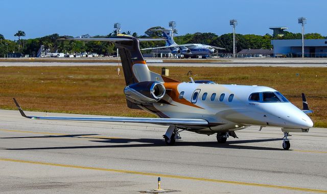 Embraer Phenom 100 (PR-EFT)