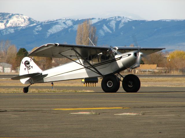 Piper L-21 Super Cub (N749RE) - Movable slat-winged CubLite. Ultra STOL abilities, able to take off in less than one airplane length.  Video at http://www.youtube.com/watch?v=qdzBFJq-X7k&feature=channel_page