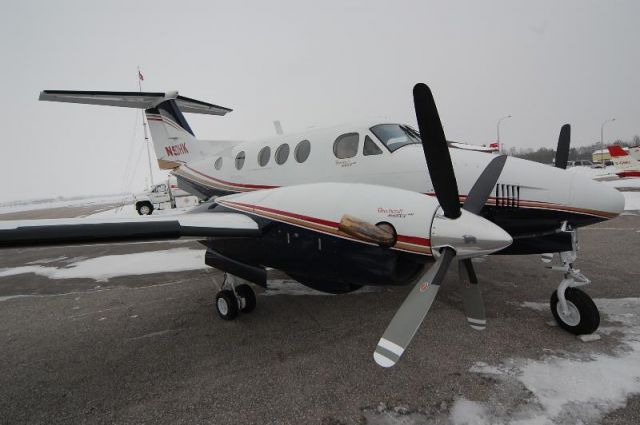 Beechcraft King Air 90 (N90HK)