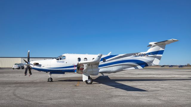 Pilatus PC-12 (N242MA)