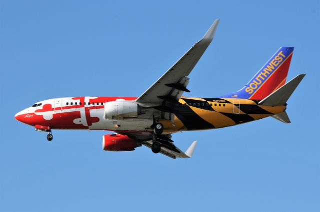 Boeing 737-700 (N214WN) - MARYLAND ONE