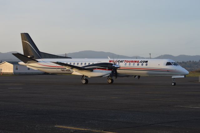 Saab 2000 (N814BB) - Taxiing to the Corvallis (KCVO/CVO) ramp after arriving from San Jose (KSJC/SJC).