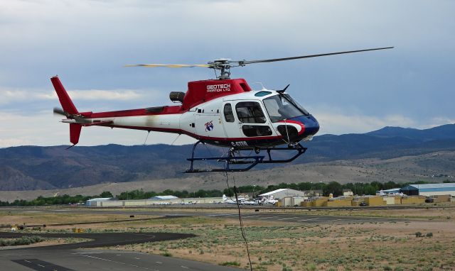 Cessna Skyhawk (C-GTEQ) - Landing at Carson City after a day's survey work