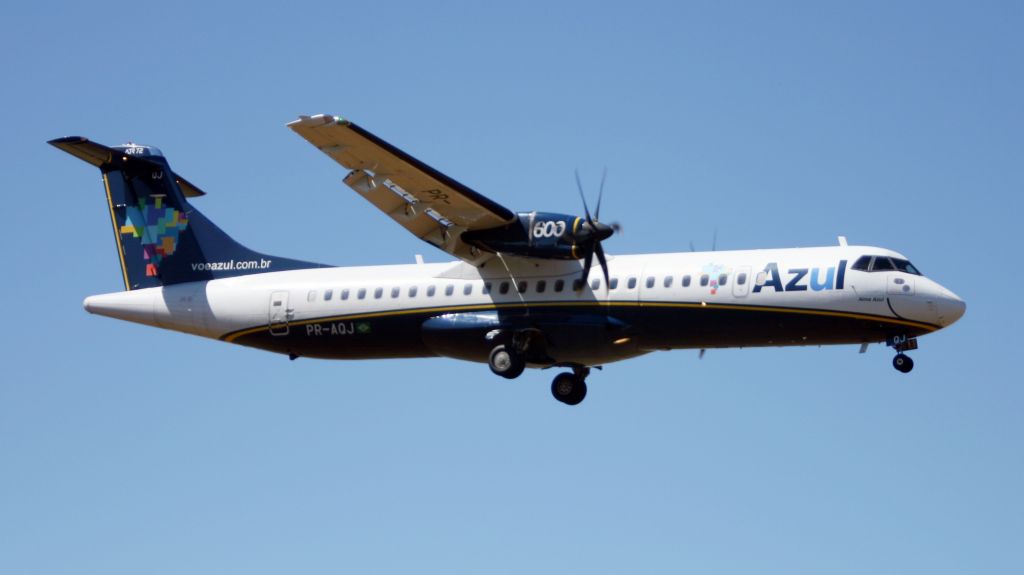 ATR ATR-72 (PR-AQJ)
