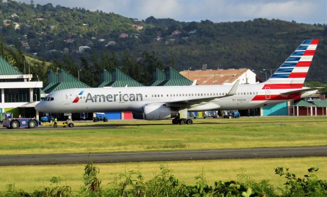 Boeing 757-200 (N186AN)