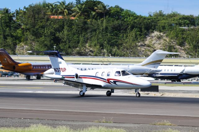 Eclipse 500 (N370P)