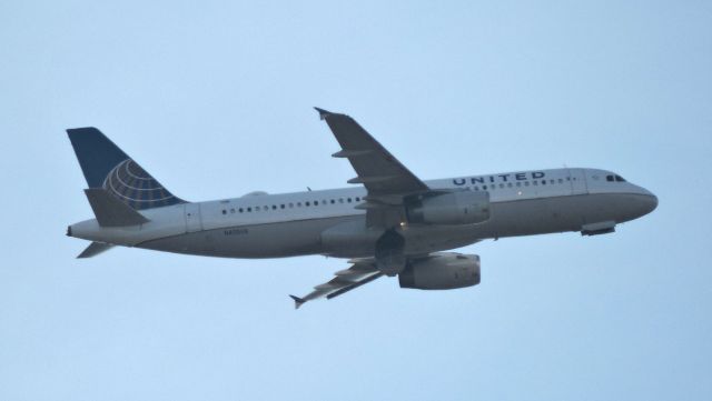 Airbus A320 (N405UA) - Minutes before landing, Feb. 2019.