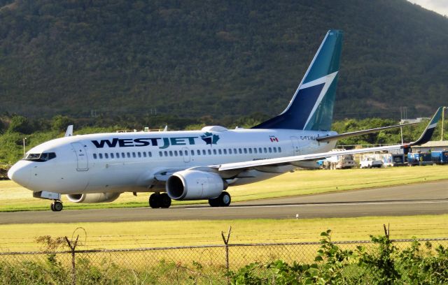 Boeing 737-700 (C-FXWJ)