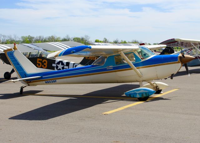 Cessna Commuter (N8239F) - At Downtown Shreveport.