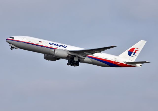 Boeing 777-200 (9M-MRP)