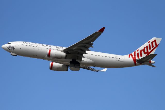 Airbus A330-200 (VH-XFD)