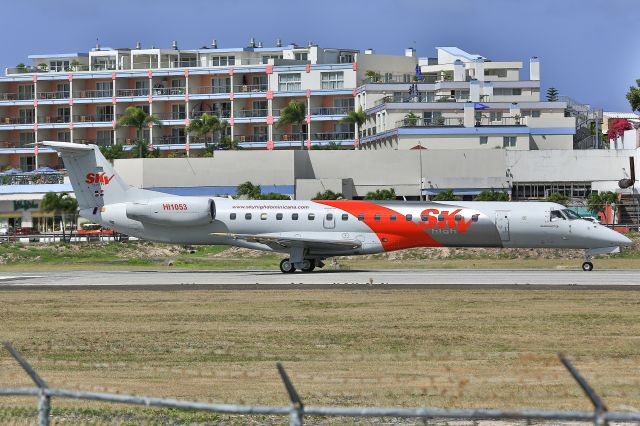 Embraer ERJ-190 (HI1053)