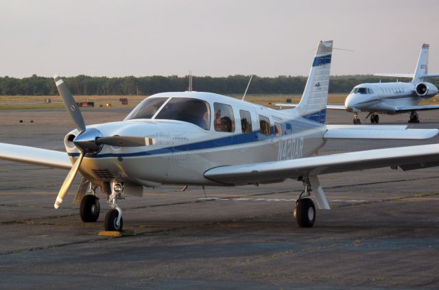 Piper Saratoga (N420AR)