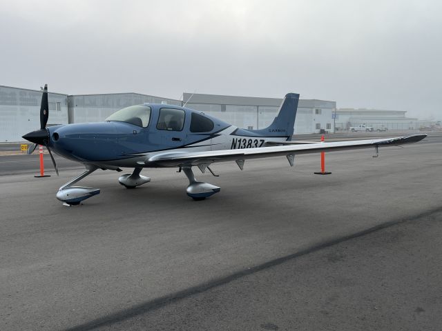 Cirrus SR22 Turbo (N1383Z)