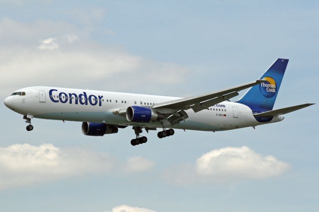 BOEING 767-300 (D-ABUI)