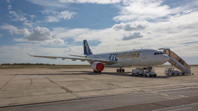 Airbus A330-200 (F-HFTL)