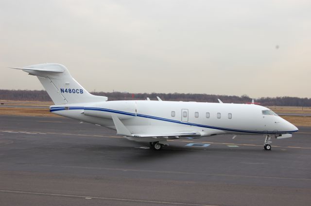 Bombardier Challenger 300 (N480CB)