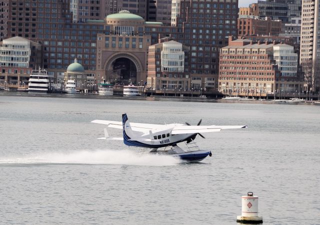 Cessna Caravan (N819BB) - Water Service into Boston Harbor