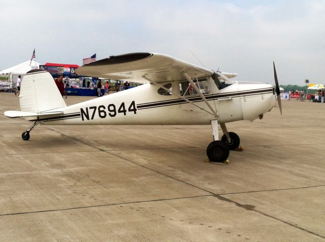 Cessna 120 (N76944)