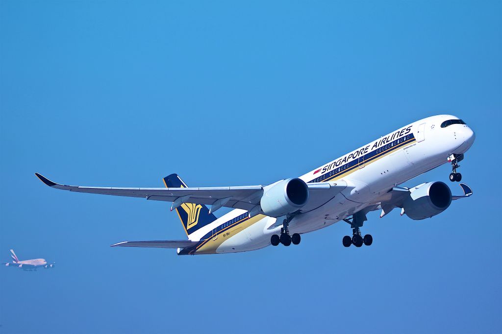 Airbus A350-900 (9V-SMJ)