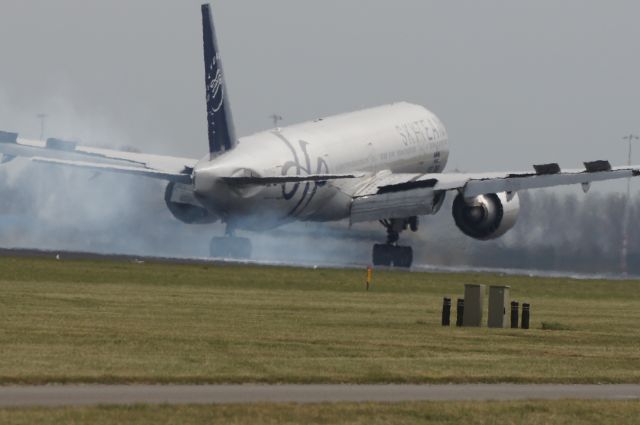 Boeing 777-200 (PH-BVD)