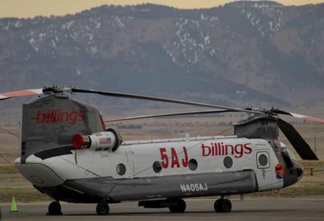 N405AJ — - Billings Chinook resting before the fire season. 