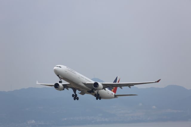 Airbus A330-300 (RP-C3330)