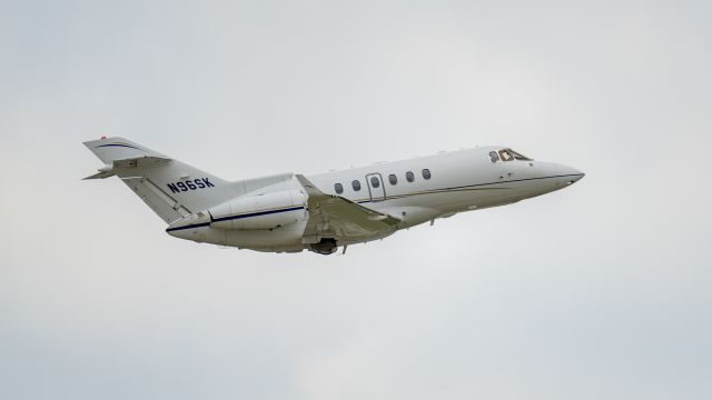 Hawker 800 (N96SK) - Departing 13Rbr /6/10/17