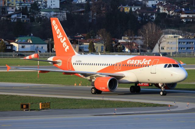 Airbus A319 (G-EZAJ)