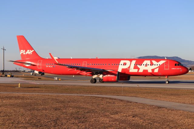 Airbus A321neo (TF-PLA)