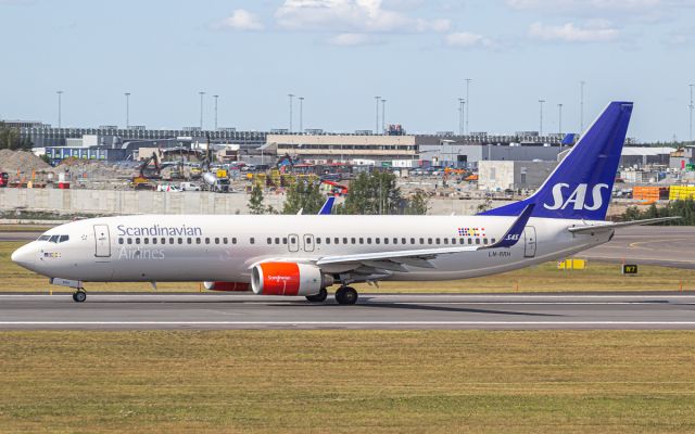 Boeing 737-800 (LN-RRH)