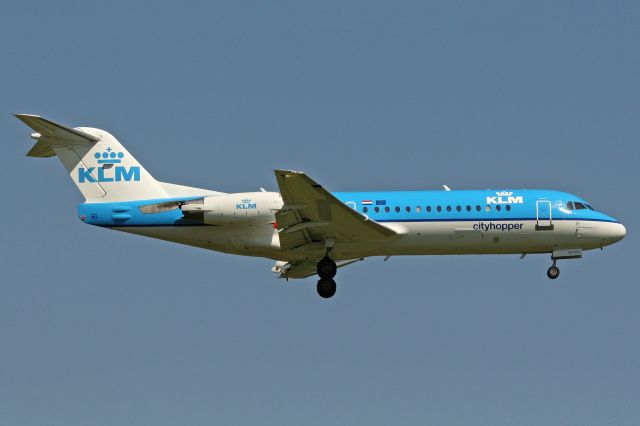 Fokker 70 (PH-KZB)