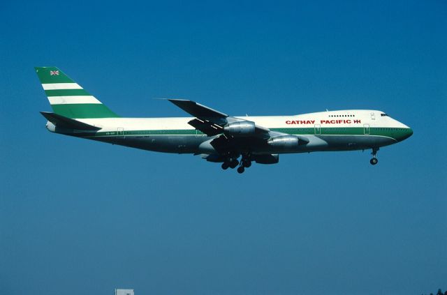 Boeing 747-200 (VR-HIF) - Final Approach to Narita Intl Airport Rwy16 on 1986/04/13