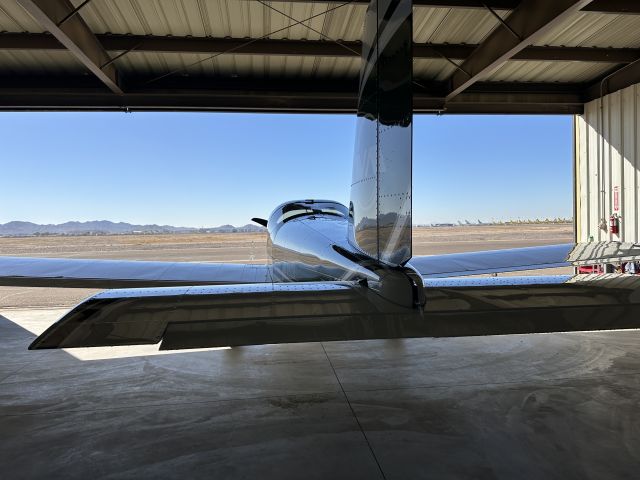 Vans RV-12 (N19MH)