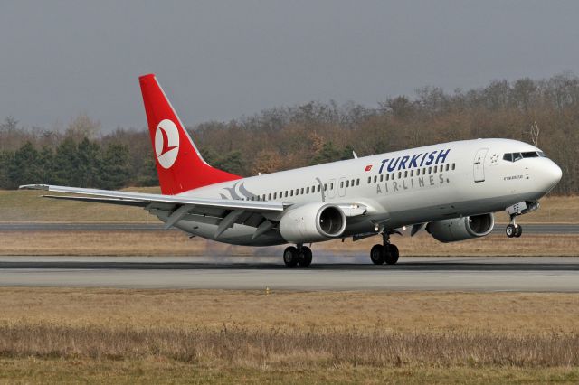 Boeing 737-800 (TC-JFF)