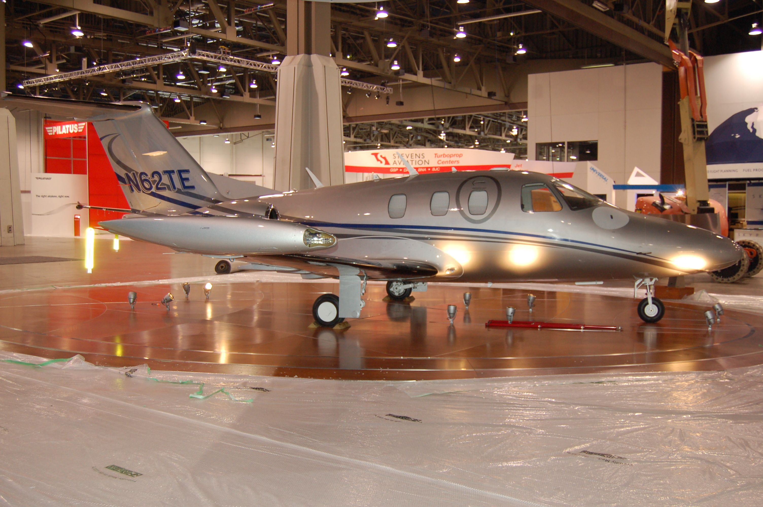 Eclipse 500 (N62TE) - NBAA 2011