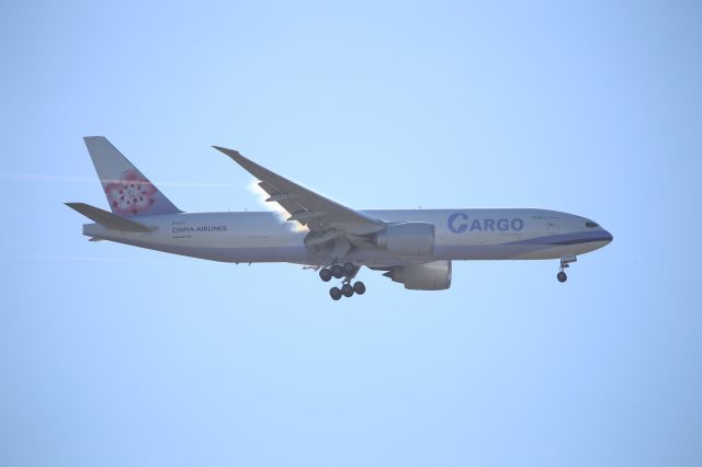 BOEING 777-200LR (B-18771)