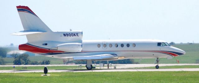 Dassault Falcon 50 (N900KE)