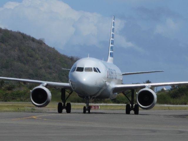 Airbus A319 (N732US)