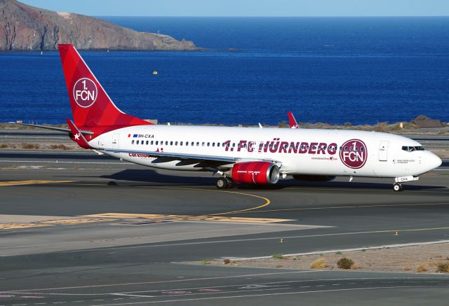 Boeing 737-800 (9H-CXA)