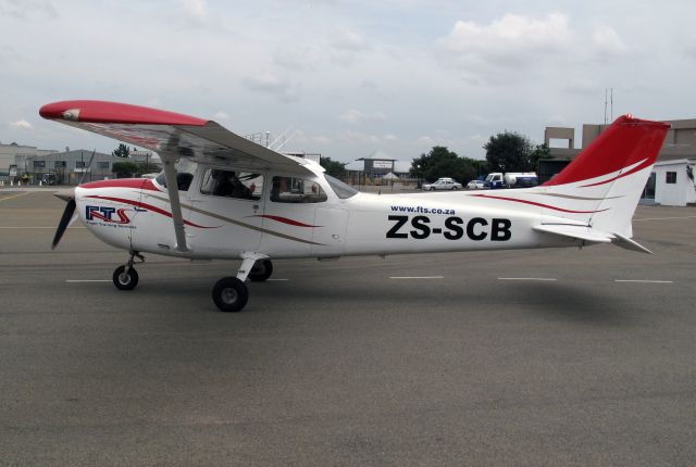 Cessna Skyhawk (ZS-SCB)