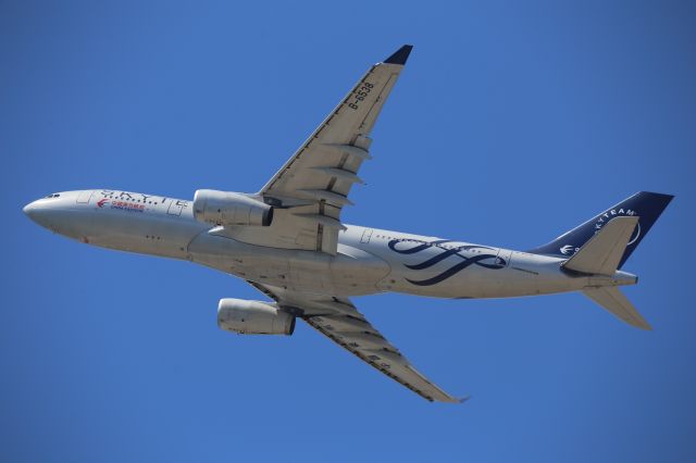 Airbus A330-200 (B-6538)