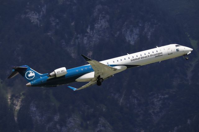 Canadair Regional Jet CRJ-900 (OY-MIT)