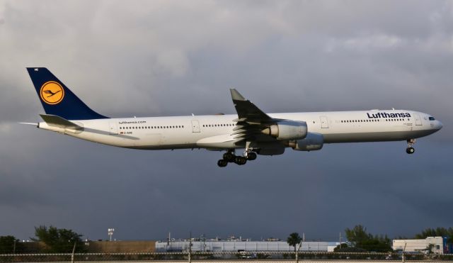 Airbus A340-600 (D-AIHE)